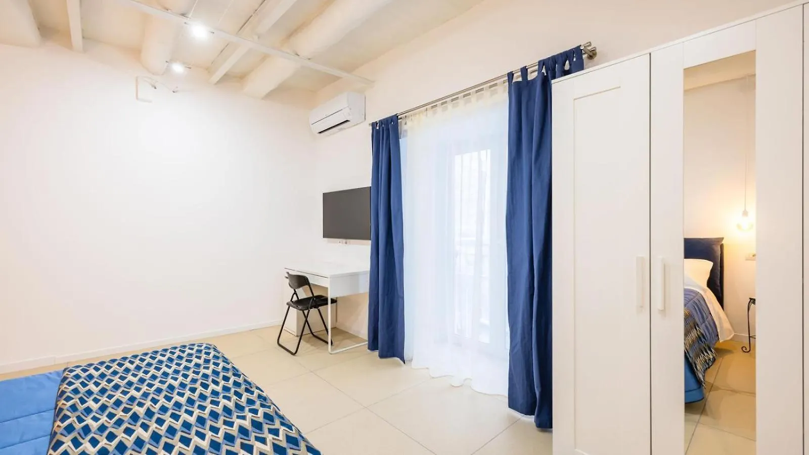 La Smorfia A Montesanto Villa Naples